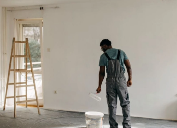 Wall Painting in Fujairah: A Contractor's Guide to a Flawless Finish
